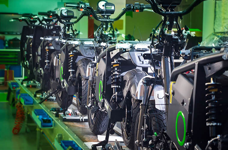 Línea de montaje de la moto eléctrica Silence S01