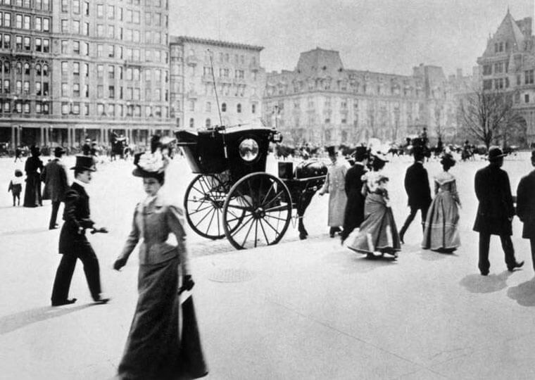 Escena urbana del siglo XIX