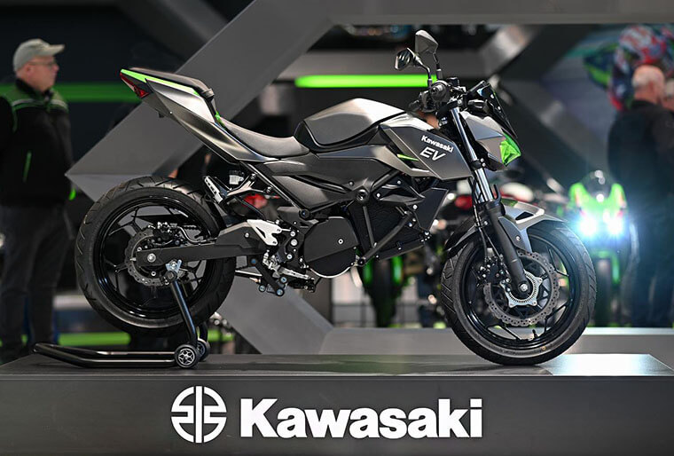Kawasaki EV en el salón Intermot 2022