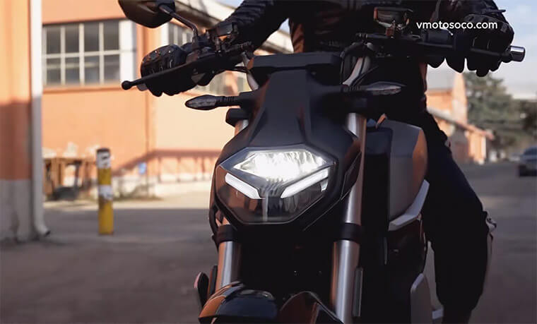 Faro delantero de la Super Soco TS Street Hunter