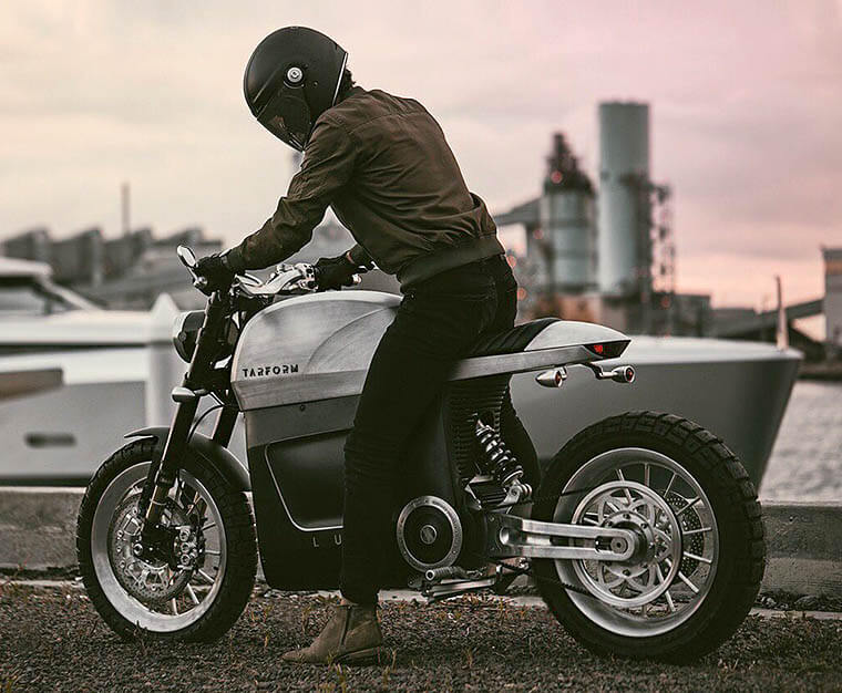 Moto eléctrica Tarform Luna Scrambler